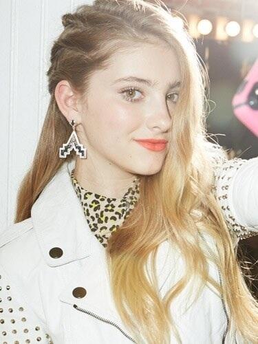 WeLoveSF's tweet image. 'พริมโรส'.. งามแท้ไม่แพ้แคทนิส... #Primrose #HungerGame #WillowShields
