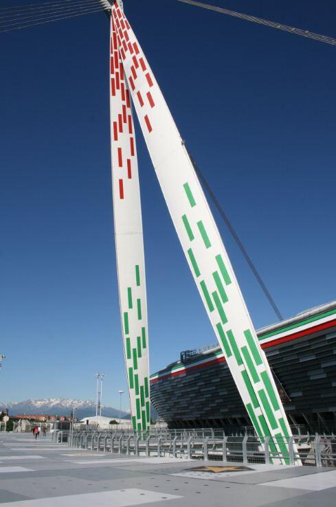 Bnlf7baIMAEVlCT.jpg:large