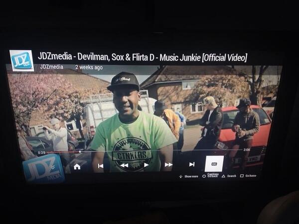 GRYMUS_WKS's tweet photo. D.E.V rockin cotton killers wun sen! http://t.co/MRgbZcH3D9