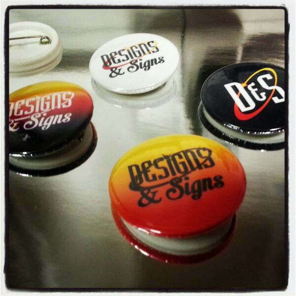 Designscardiff's tweet image. Pin badges! Something else i bet you didnt know we do. Get in touch for a quote :) #pinbadges #badges #designscardiff