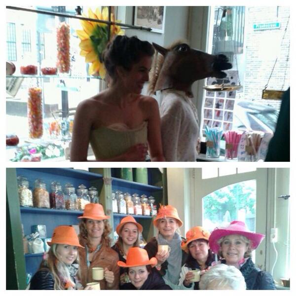 Never a full moment bij <a href="/ZwolseBalletjes/">Zwolse Balletjes</a>. Laatst al Linda de Mol, deze week een Vrijgezellendag en fotoshoot