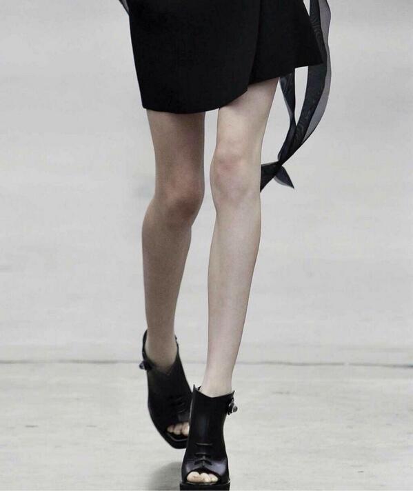 fallingdown96's tweet image. 