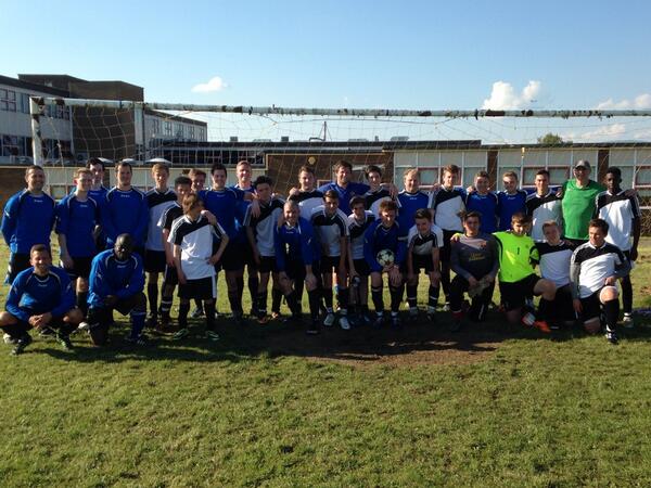 SP_Beachborough's tweet image. Staff v year 11 most competitive game  for years 10 years, great way to finish!