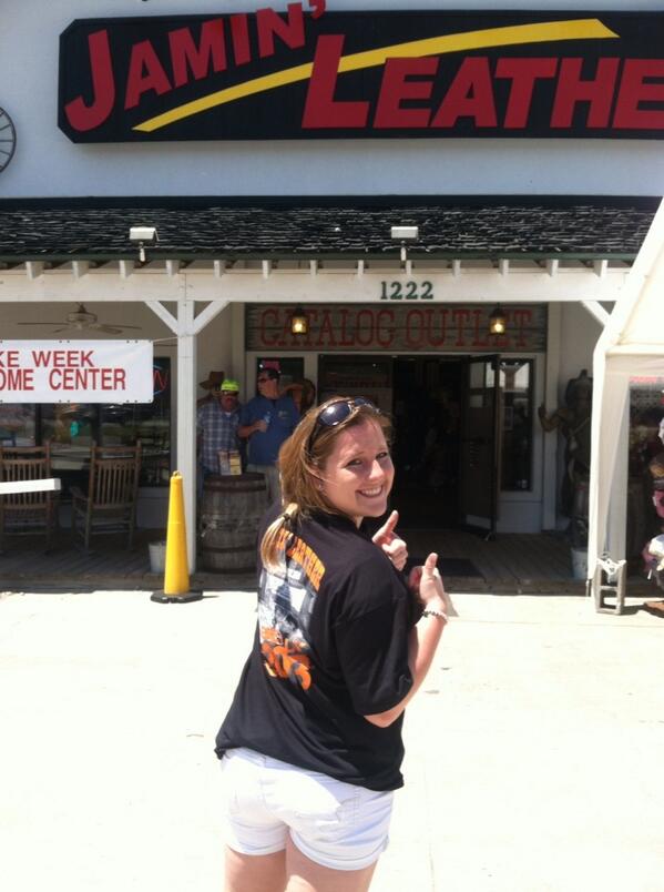 cray_crayj6's tweet photo. #jamin'leather http://t.co/k1LF5wJRKX