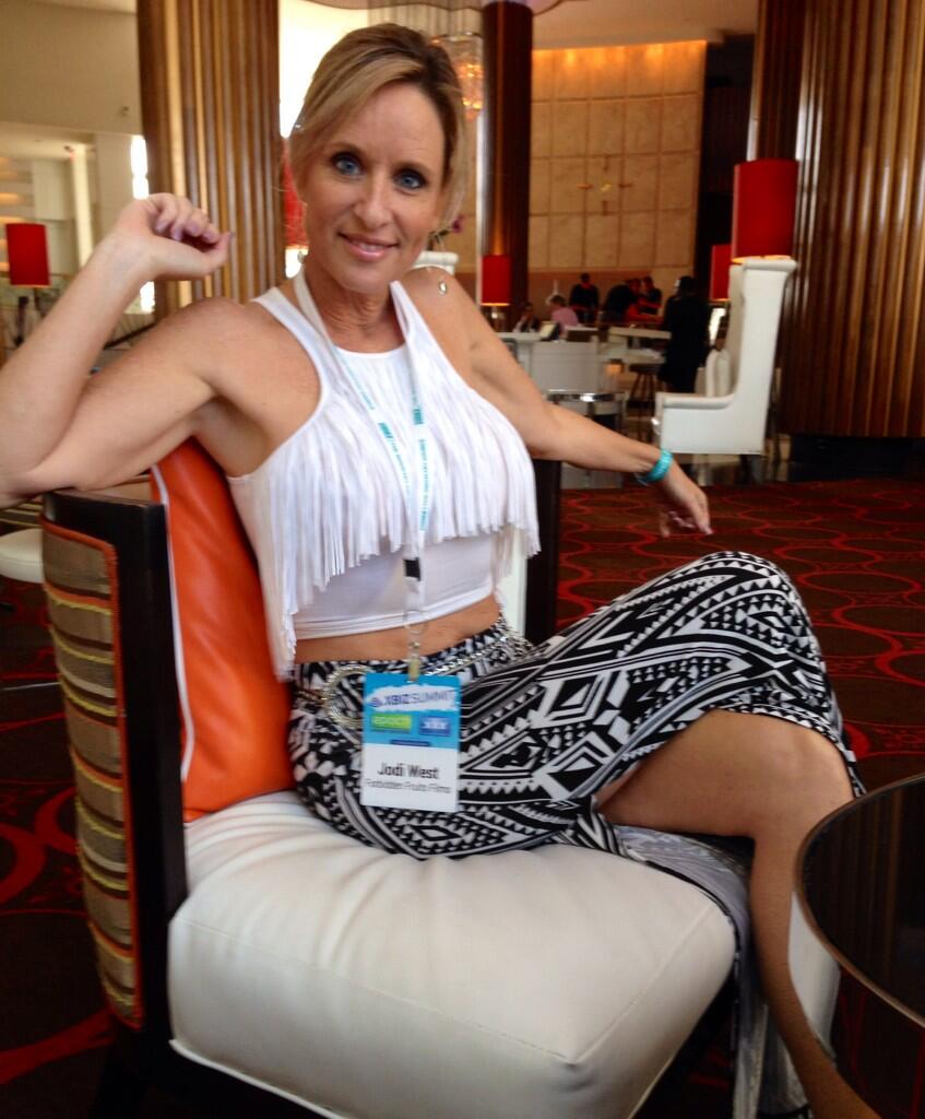 Jodi West On Twitter Taking Your Mid Week Temperature Having A Good Week At Xbiz Summit In 