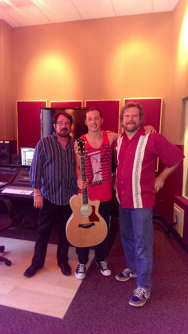The star of Disney XD's Kickin it <a href="/iamLeoHoward/">Leo Howard</a> recording at the TMC HQ.. Thank you for an amazing session Leo!