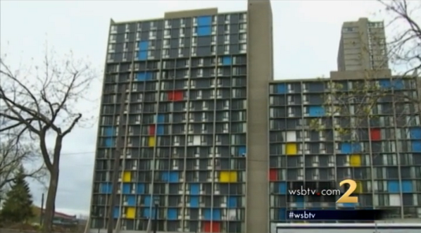 wsbtv's tweet photo. INCREDIBLE STORY: Toddler survives fall from 11th floor balcony - http://t.co/MM4wXtte22 #wsbtv http://t.co/aSXDTFku1I