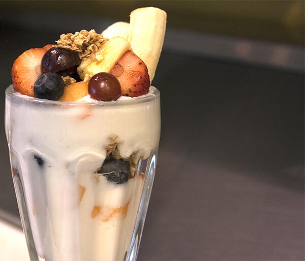 GraziCafe's tweet photo. Milana's Wake Up #healthyeating #StCatharines http://t.co/4U8kCGzWm9