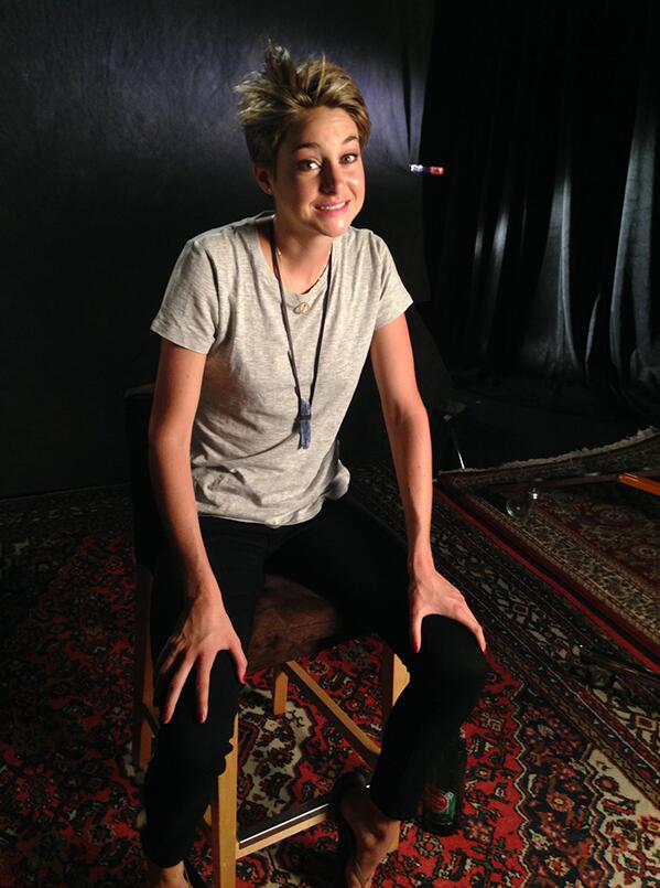 YahooEnt's tweet photo. Yes, we just talked to Hazel Grace AKA @shailenewoodley. And yes, we love her. #TFIOS http://t.co/8Q08fFU0M9