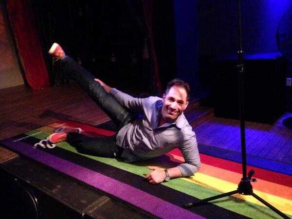 AllEyesOnJenny's tweet photo. .@QueensVoiceBos judge Adam on the rainbow carpet. Come impress us @ Club Cafe 2night for your chance to win $1,500! http://t.co/gRA6IY0Tym