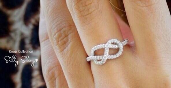 "<a href="/_Wedding_Porn/">Wedding Porn™</a>: Infinity knot ring 💍💎 "<a href="/KaylieFernandez/">Kaylie Fernandez</a>