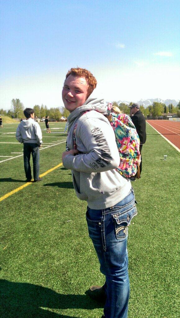 sage_demallie's tweet image. "First day of school picture!" @cheaters_pance #freak #cutebackpack