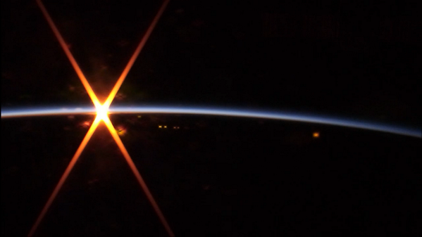 The view from the #ISS of an orbital #sunset over the Pacific Ocean on May 14 at 5:37 p.m. CT. #nasa #sun #earth