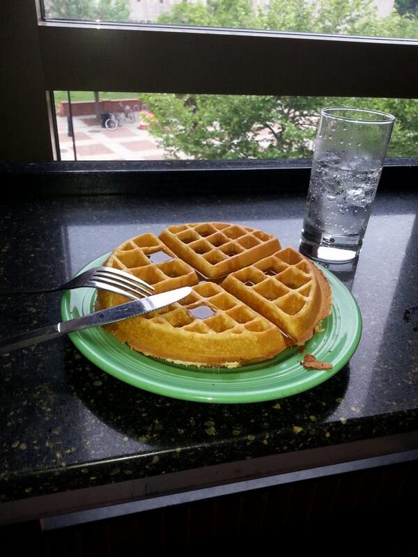 vjaswaffle's tweet photo. Got mee neww waffle es yummy #vjas http://t.co/sNkCAdUVHJ