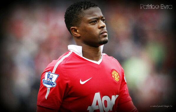 DevilsMancunian's tweet photo. Happy Birthday Patrice Evra ^^ . Apakah dia musim depan masih menetap di United? :( http://t.co/Rdmyfepx32