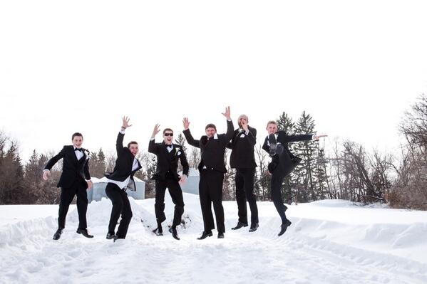 brittneyhole's tweet photo. Men in Black #Im.a.Ninja #gottaworkonmyvertical http://t.co/W2kl96N0Sh