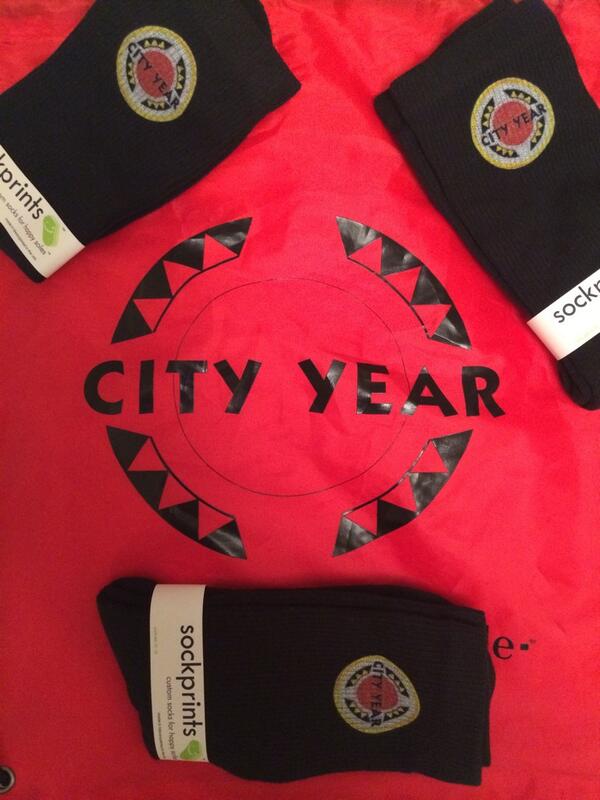 Thanks @CityYearNewYork for my belated gift - not @mackweldon but a great runner up #sockswag #cynygala #rightfoot