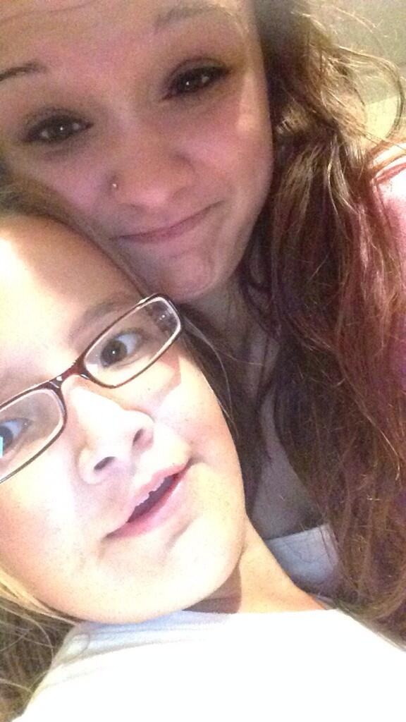 BreyannaGreen1's tweet image. &quot;@AlyssaSewell143: My main squeeze 💗 #frdoe #sista http://t.co/hcZ8Q8kF2G&quot; my beautiful angels..💜💜😭