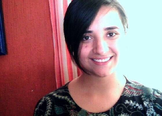alconsumidor's tweet photo. RT @jorgeteilus: RT @pilibustera: Se llama Daniela Avilés León, tiene 17 años http://t.co/0G3SAmUK5X /// Desaparecida RT