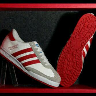 BYWiguna's tweet photo. Adidas Beckenbauer \m/ mantabs http://t.co/2YUPGtdGKe