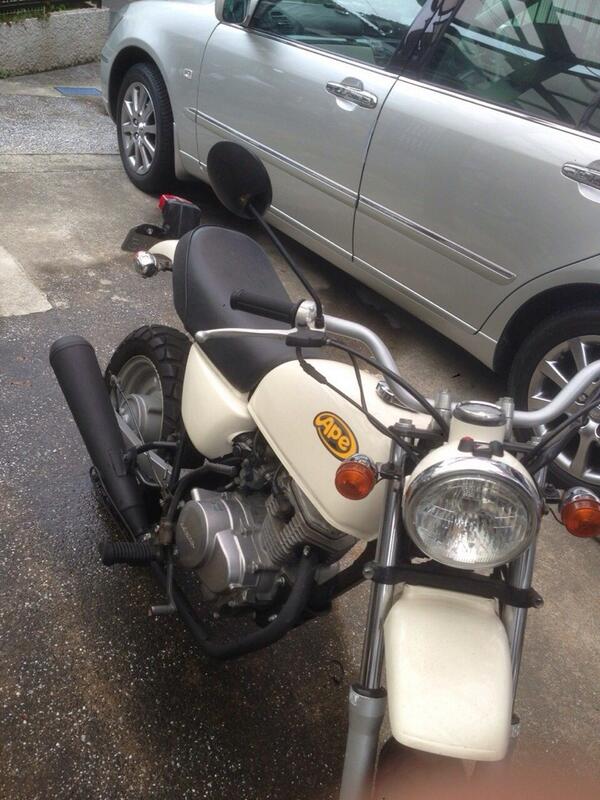 mkougyo's tweet photo. エイプフルノーマル車走行6千キロの極上車12万です！不具合等一切ありません！整備するところもなにもありません！早い者勝ちです！50ccのマニュアルなので原付きでものれます。よろしくお願い致します！ http://t.co/8jVPS4OYQC