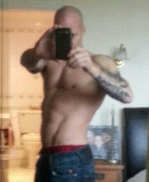 johnabye's tweet image. My one and only selfie!!