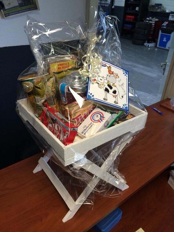 De opkikker van de dag! Mooi cadeau gekregen van een tevreden klant! Familie van Adrichem heel erg bedank!