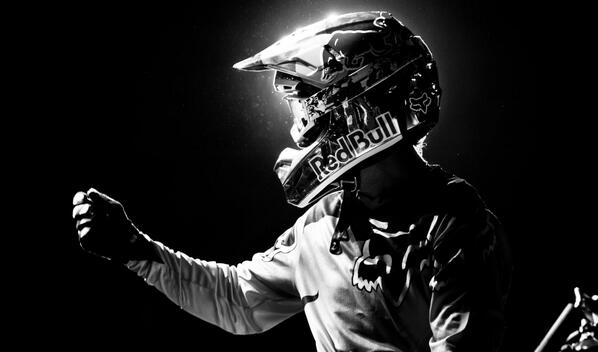MotoMate's tweet photo. Hope everyone is gearing up for some riding this weekend! http://t.co/rVmnl6387x