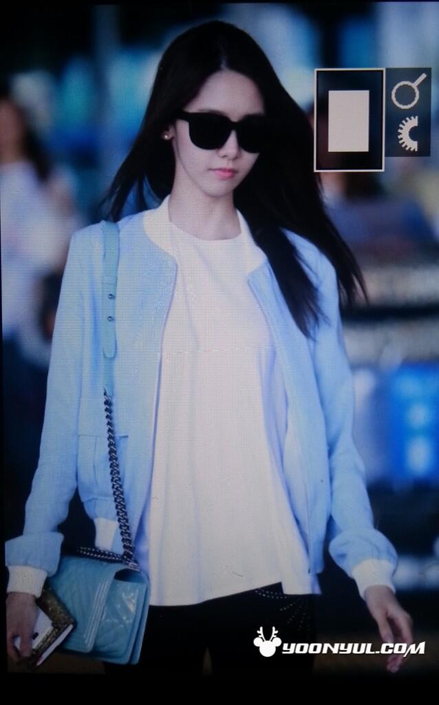 [PIC][15-05-2014]YoonA trở về Hàn Quốc vào chiều nay Bnqe5vxIUAAxpmP
