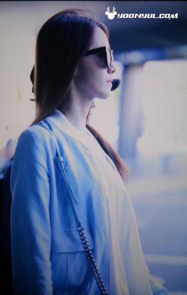 [PIC][15-05-2014]YoonA trở về Hàn Quốc vào chiều nay BnqfEcAIgAAm1QD