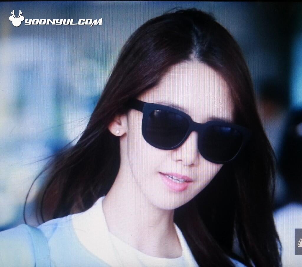 [PIC][15-05-2014]YoonA trở về Hàn Quốc vào chiều nay BnqfEfoIQAA5hzL