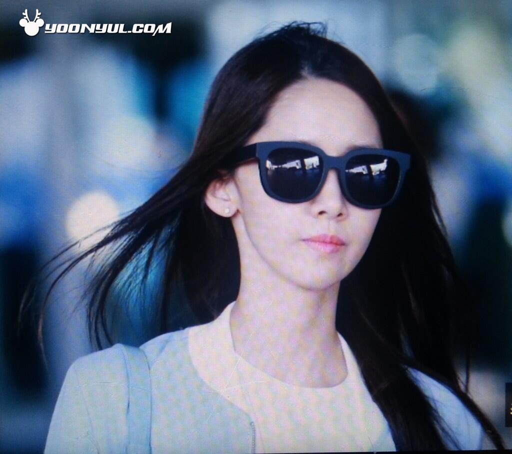 [PIC][15-05-2014]YoonA trở về Hàn Quốc vào chiều nay BnqfEg0IQAAgfVy