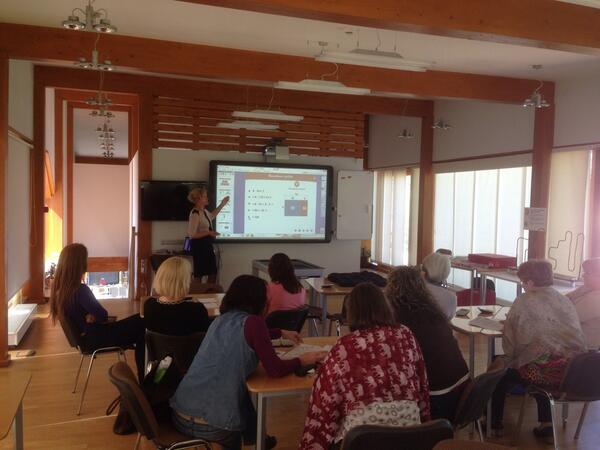 Matemātikas skolotāji no <a href="/JelgavaLV/">Jelgava</a> viesojas Lielvārdē un izzina, izmēģina izglītības tehnoloģiju risinājumus