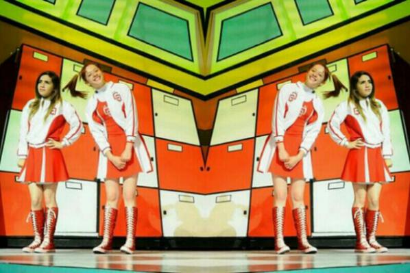 JYDLACQ's tweet photo. Hermosas ¿Quien? @FernyGraciano y @Fer_Uf http://t.co/aOIb9jAkZU