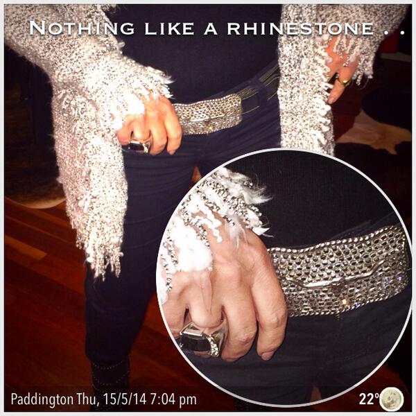 melissahoyer's tweet photo. Nothing like a rhinestone . . Another test run with new app @snaptile . . .  #snaptile http://t.co/qKTc4IfTBZ