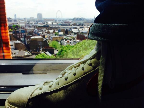 alexte28's tweet photo. @OfficeShoes #NikeLibertyOFFICE I wear mine with jean on top of the world... http://t.co/Nf4k2oOvVI
