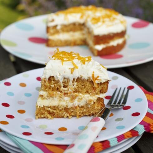 Yorkshire_Life's tweet image. Orange and Carrot cake recipe  bit.ly/orangecarrotca…