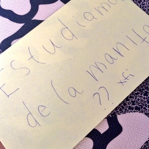 __manuer's tweet photo. Mañana productiva mano a mano con @Claudiamdediego (literal) 👐 http://t.co/Q6ZGKD1L9x