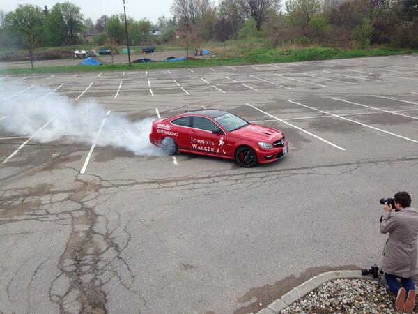 MercedesBenzCDN's tweet image. RT @DanMcE85: Mika Hakkinen performing the World's Most Powerful Signature on @CTVCanadaAM #ImNOTdriving