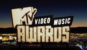 lGoldenVisa's tweet photo. @lGoldenVisa: Video Music Awards Premiaçao Mais Esperada No Habb Ocorre No Sabado @vmashb http://t.co/tKogC3VOXH