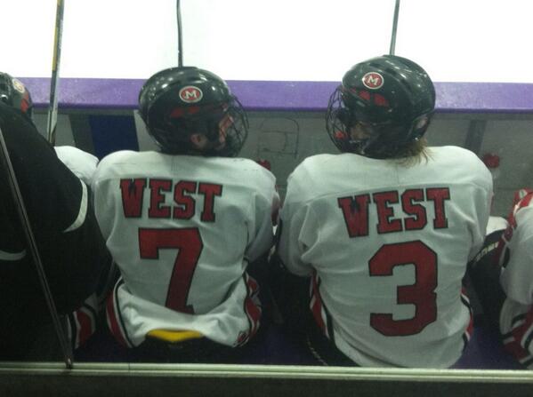 RealFACEFrentz's tweet image. Happy birthday to @SidTheKing87! 😄🎊🎈 #lineys #spoogersM