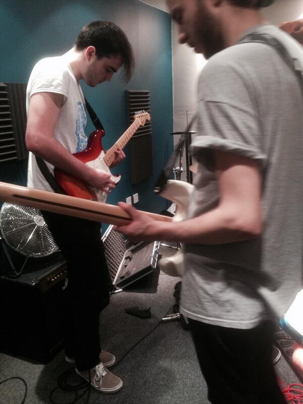 ES_Brighton's tweet photo. Some awesome guys practicing tonight check out edityourhometown so cool!! #evolutionstudiosbrighton http://t.co/xI3EwGuMGN
