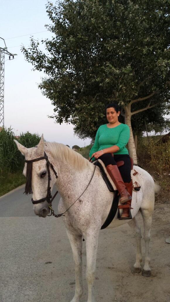 MoraPalos's tweet photo. Ratito de monta http://t.co/tPdyoaNtrK
