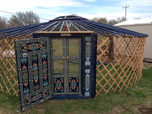 Heal With Horses tweet media