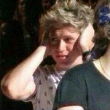 mikaela_credo's tweet image. I remember yesterday night I read the story of annie69 and i was like...