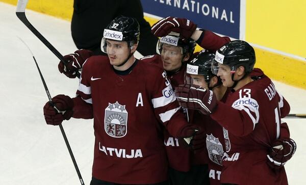 #Latvia wins USA 6-5 in the most dramatic game in the tournament so far! Another historic victory in Minsk #icehockey