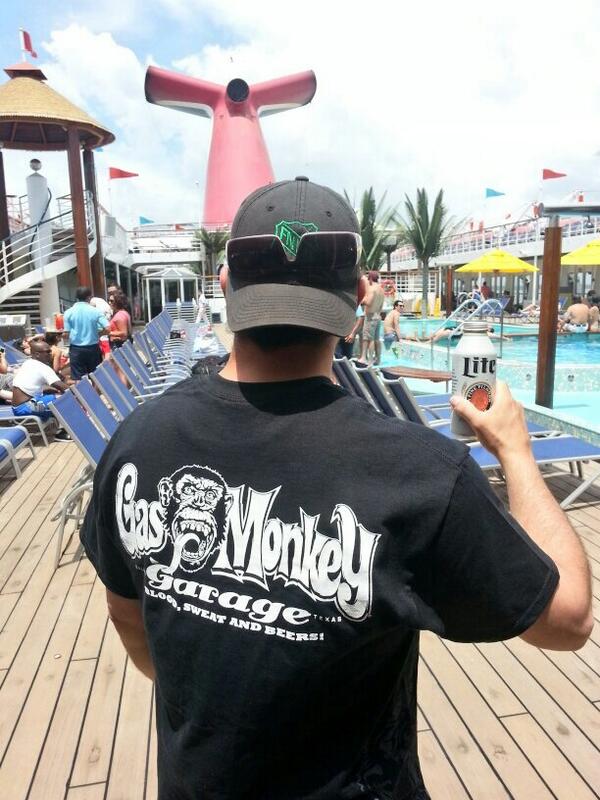 FloridaTransAM's tweet image. Representing #monkeystyle on @CarnivalCruise #Millerlite #bandit #davepreyer needs to be on @twitter