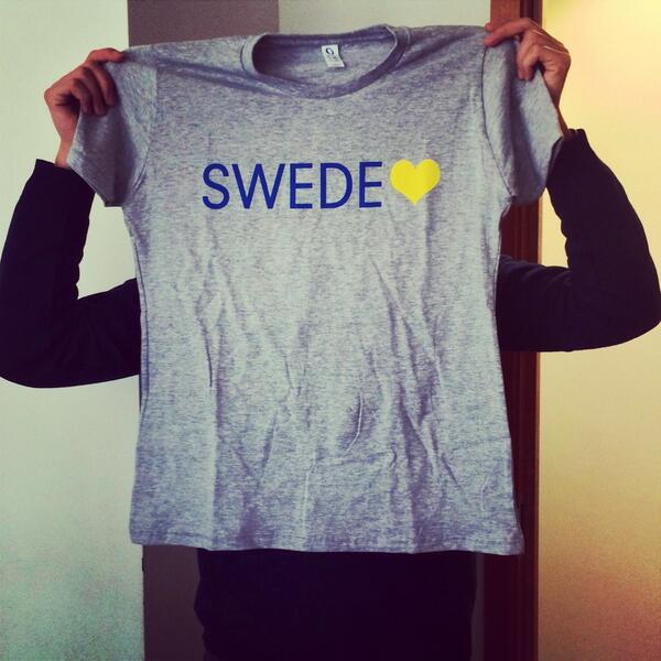 swedennewyork's tweet image. Who&apos;s a #SwedeHeart? Visit us on Facebook for a chance to win this t-shirt from @SwedeninUSA owl.li/wSOGj