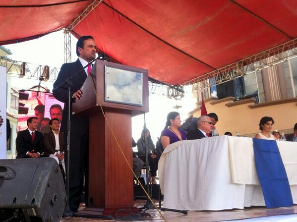 elcarrascoc's tweet photo. La gente votó por los programas sociales, principios ideológicos y líderes correctos @HOYcomec http://t.co/uLzrRZYAjN