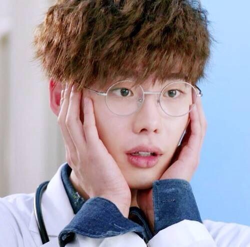 lee_jong_suk's tweet photo. http://t.co/mWu0DZHW7n